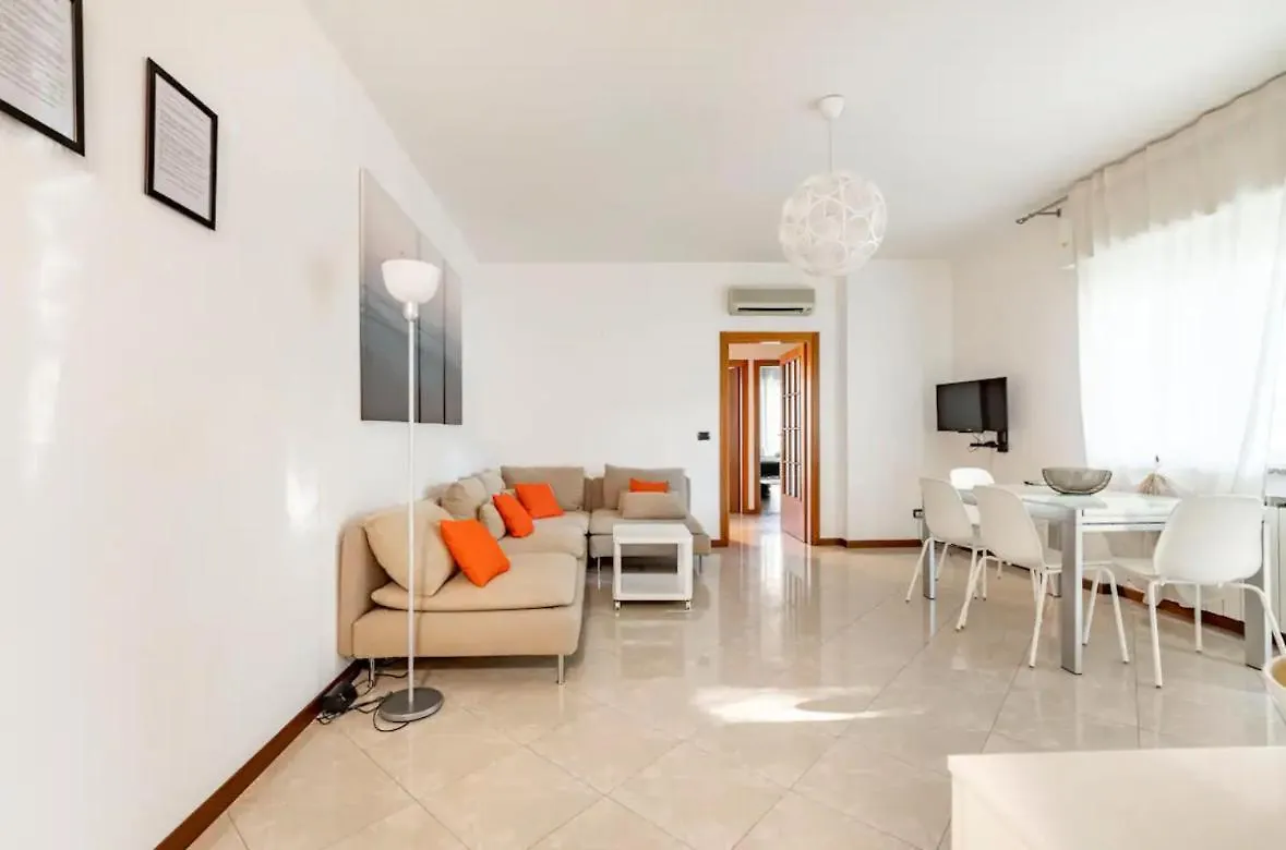 Appartamento [Riccione]-Elegante abitazione adiacente al centro Italia